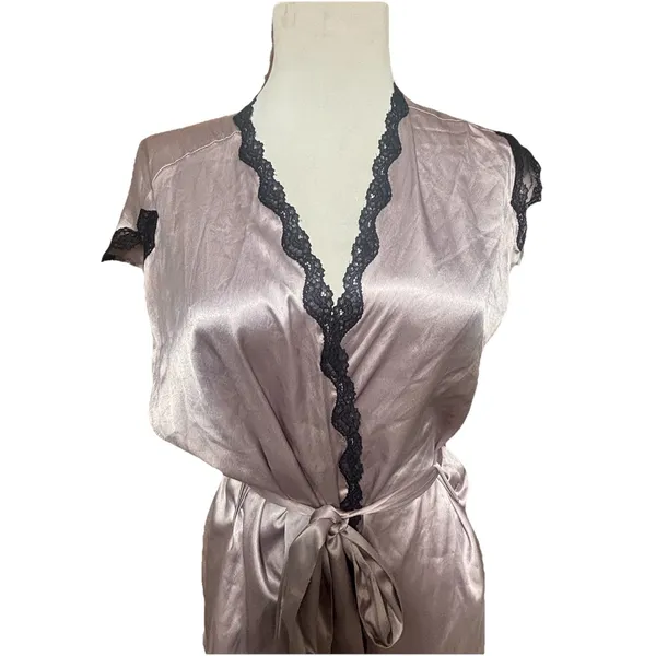 Victoria's Secret Silk And Lace Lingerie Bombshell Lilac Purple Robe Cover‎ Sz S - Image 2