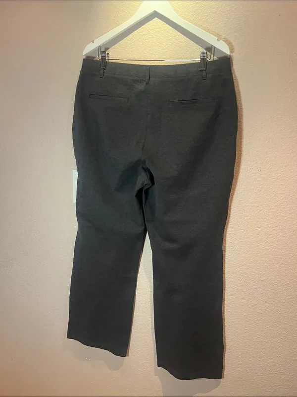 Quince Women’s Pull On Gray Stretchy Pants Straight Leg Size XL - Image 5