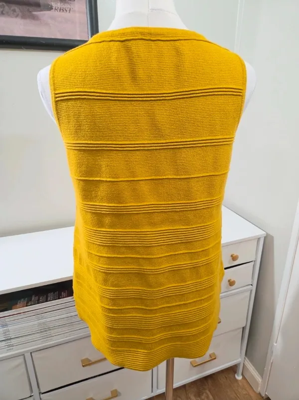 Marla Wynne Sweater Tank (M) - Image 3