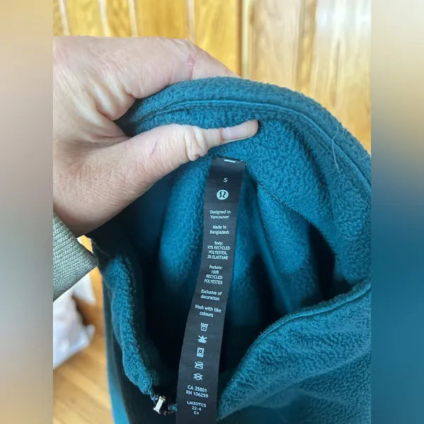Lululemon - Quarter-Zip - Image 2