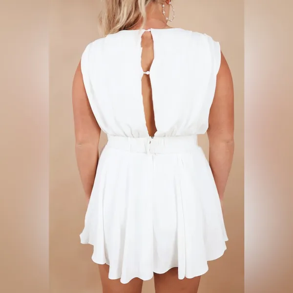 White flowy mini dress Size M - Image 4