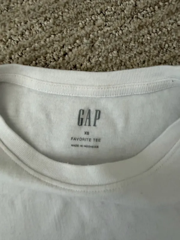 Gap White T-Shirt Short Sleeve - Image 3