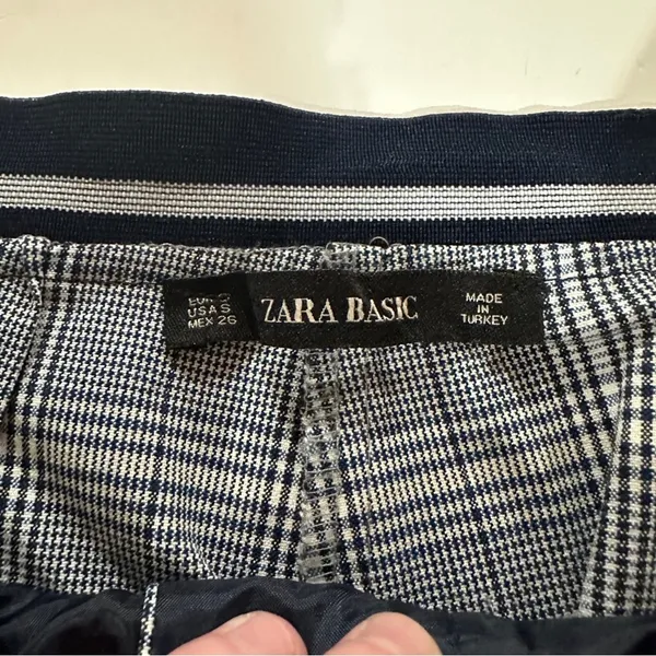 Zara Gray & White Striped High Rise Cropped Pants Size‎ S - Image 6