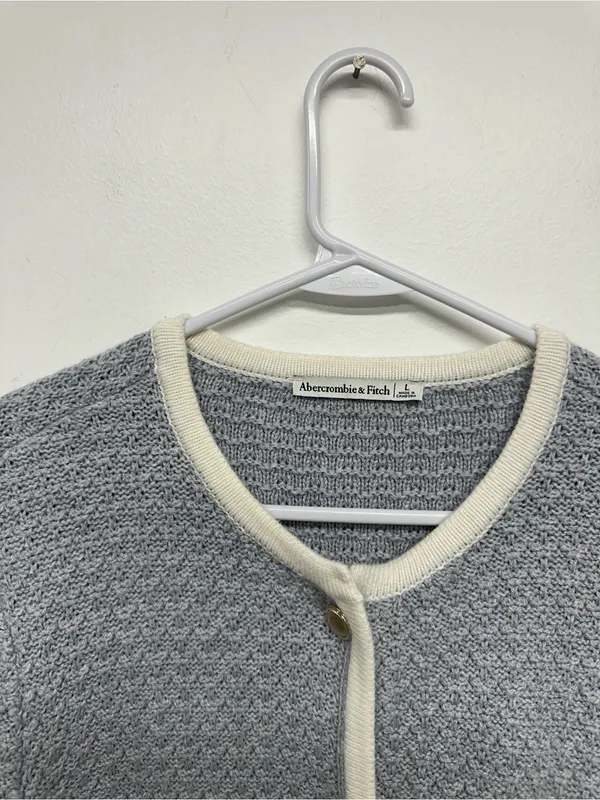 Abercrombie & Fitch Light Blue Textured Crewneck Cardigan with Cream Trim - Image 8