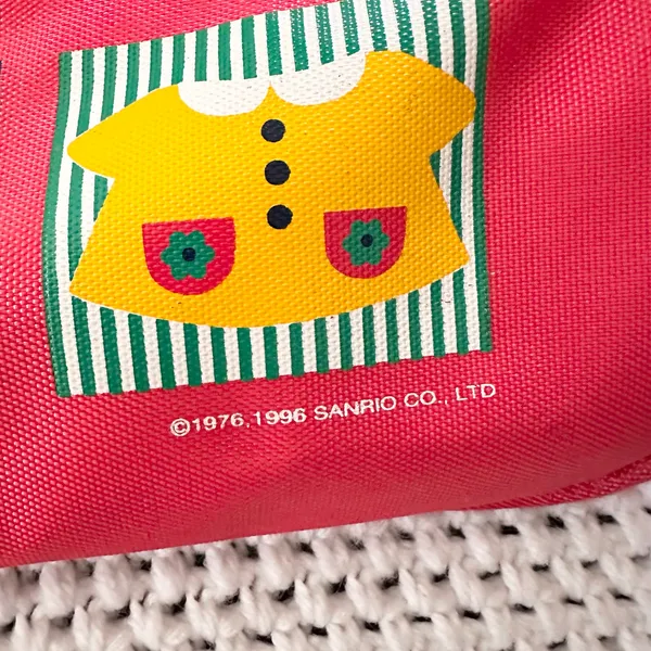 Hello Kitty Sanrio Red 1996 Nylon Vintage Square Tile Dome Weekender Duffel Bag - Image 4