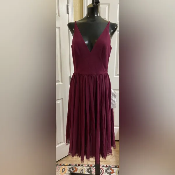 NWT Dress the Population Alicia Dress Burgundy – Size Medium - Image 3