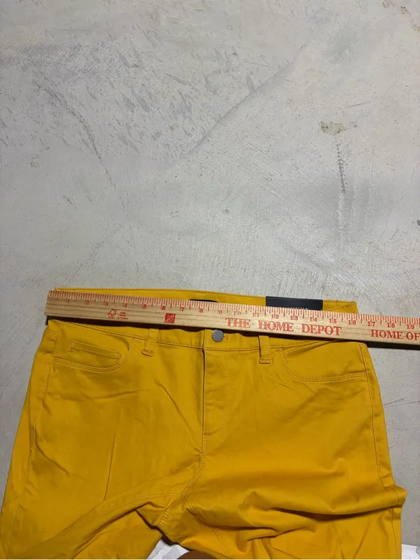 Ann taylor NWT modern skinny leg Yellow Pants 8 MSRP$80 - Image 4
