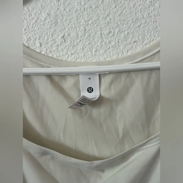Lululemon Wundermost Nulu Square-Neck Sleeveless Bodysuit in bone sz M nwt - Image 6