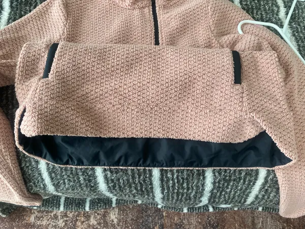 Helly Hansen 1/4 zip - Image 3