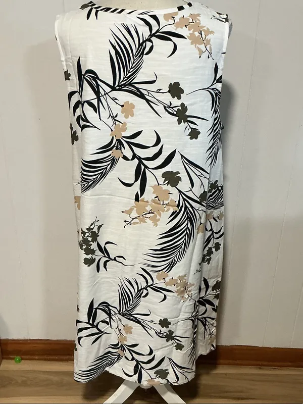 Liz Claiborne White Tropical Leaf & Floral V-Neck Cover-Up - Image 4