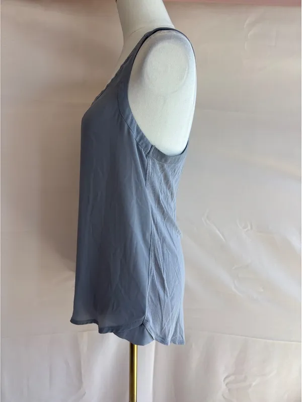 Express Women's Medium Gray Sleeveless Racerback Tank Top with Back Zipper - Image 3