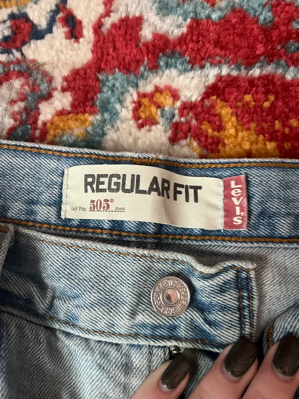 Urban Outfitters Renewal Levi Jeans - Image 3