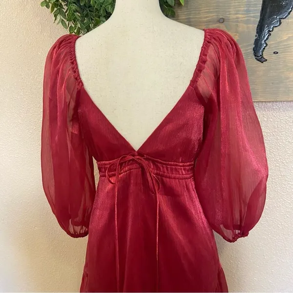 NWOT Lulus Romantic Appearance Wine Red Organza Tiered Midi Dress - Image 6