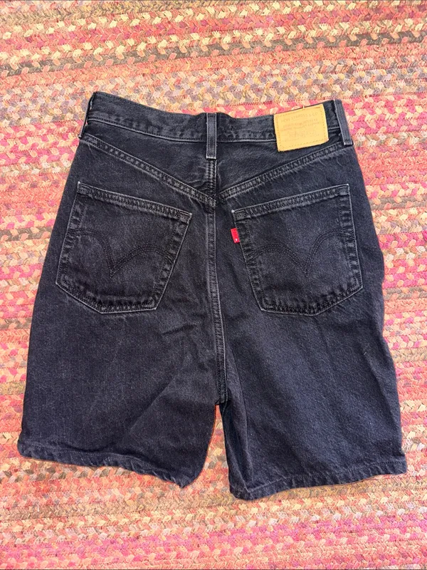 LEVIS Black High LOOSE Denim BERMUDA Shorts - Image 4