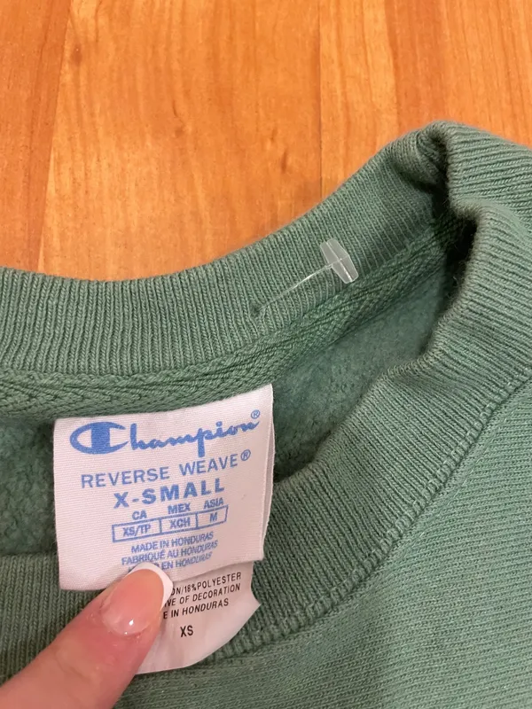 Champion Sweatshirt cropped  - Image 2
