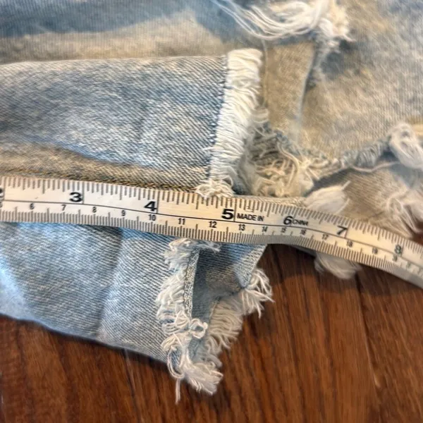 Old Navy high rise curvy og straight button fly distressed shorts 4 - Image 4