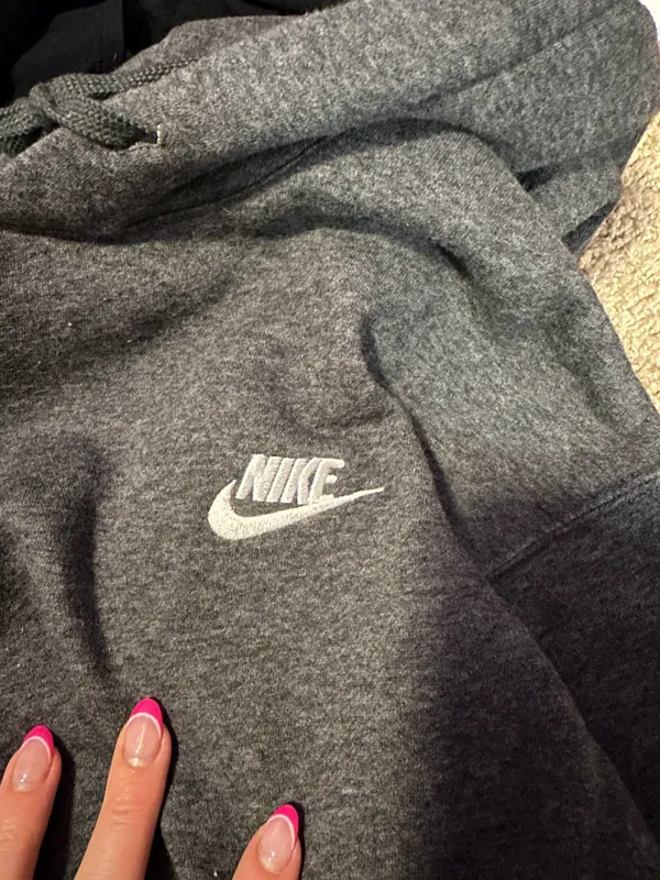 Nike Sweatshirt - Image 3