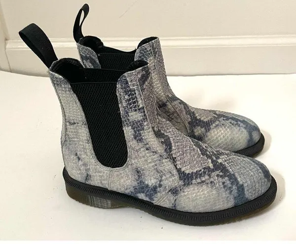 Dr. Martens Flora Asciano Slip On Chelsea Ankle Bootie Gray Size 36/US 6.5 NEW - Image 3