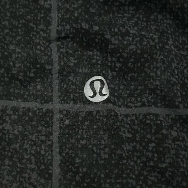 Lululemon Men’s Shorts 11” Grid Squares Pattern Black Linerless Size Medium - Image 4