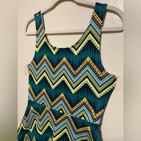 Divided by H&M Chevron Geometric Fit Flare Dress Size 10 Festival - Image 3