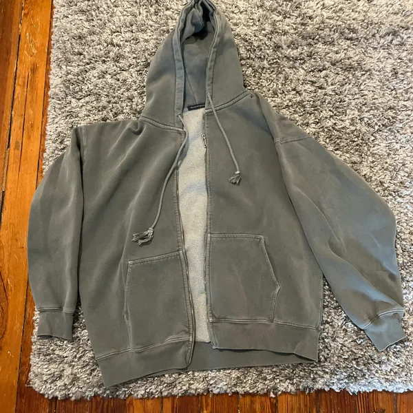 Brandy Melville Hoodie Zip-Up - Image 2