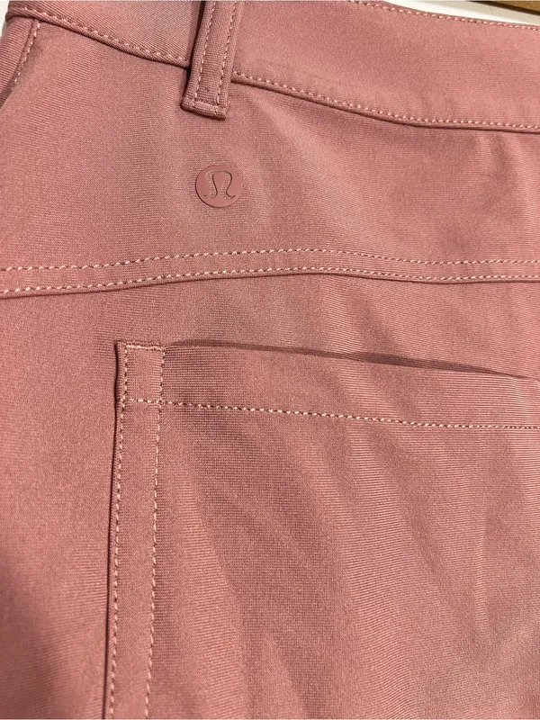 NWOT Lululemon Spiced Chai City Sleek 5 Pocket High-Rise Short 4" Size 29 - Image 9
