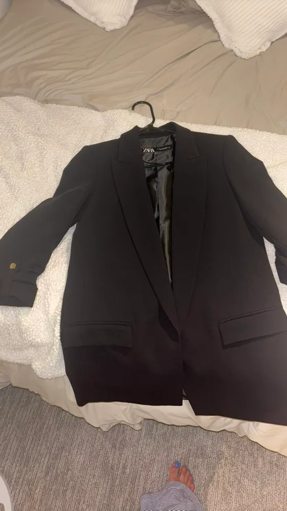 ZARA Black Blazer - Image 2