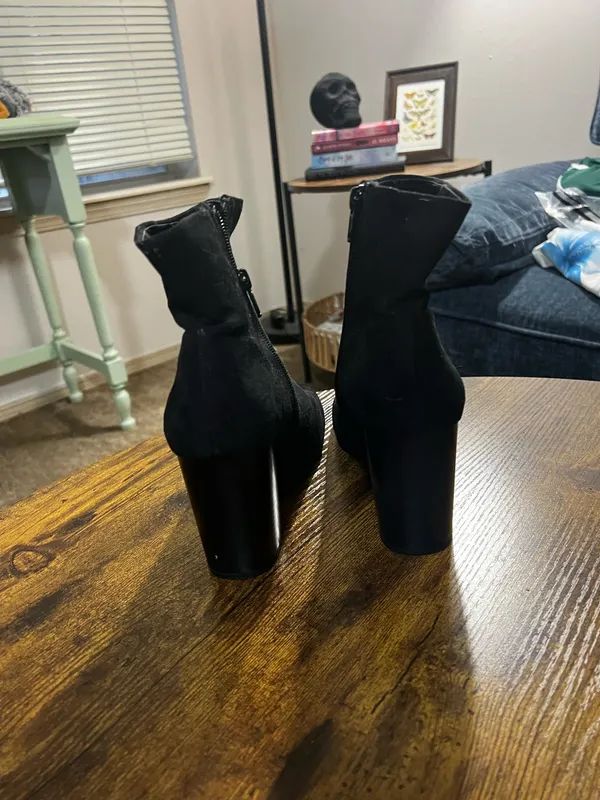 H&M Heels Black Suede - Image 3