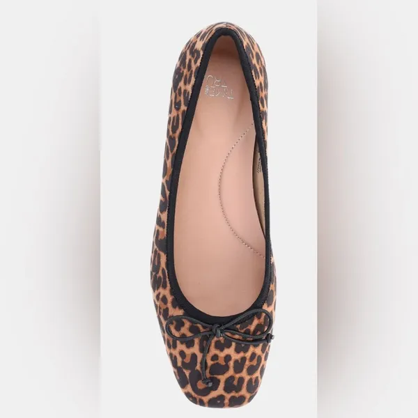 TIME and TRU Womens Block Heel Ballet Style Shoes Size 12 Wide Width Animal New - Image 3