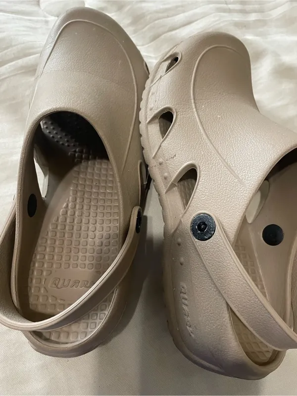 Neutral Beige tan Clog slip on Shoes woman’s size 8 - Image 2