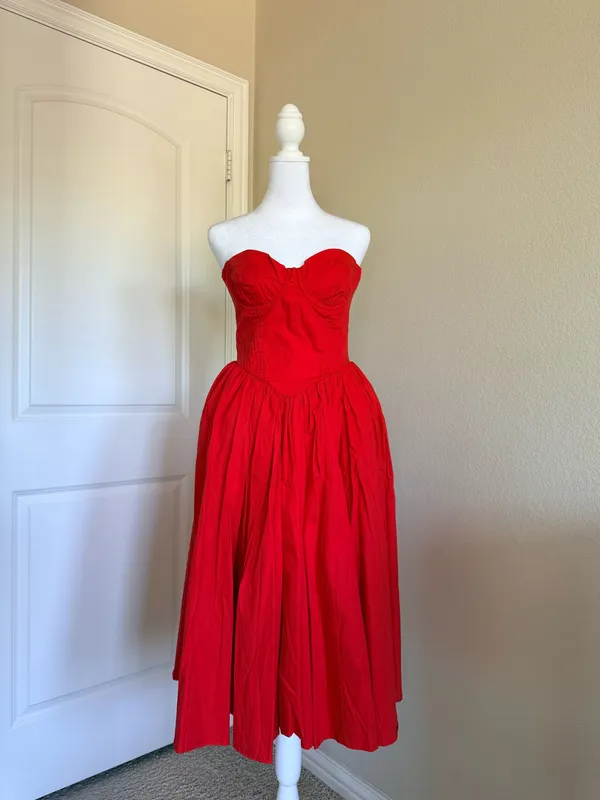 Red Corset Ballgown Style Puff Dress Size S NWT - Image 5
