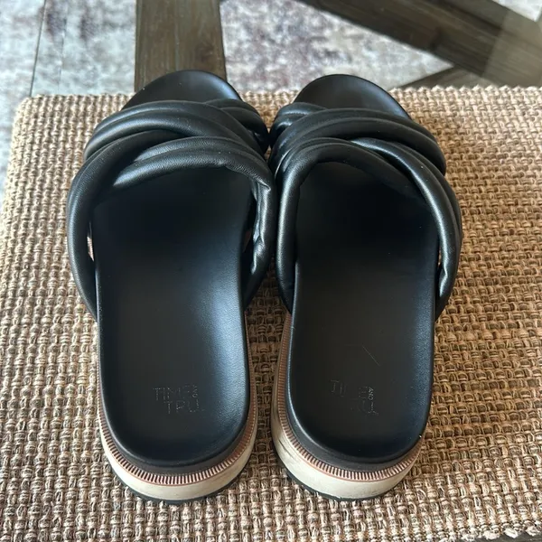 Women's Black Strappy Sandals Size 9 - Image 5