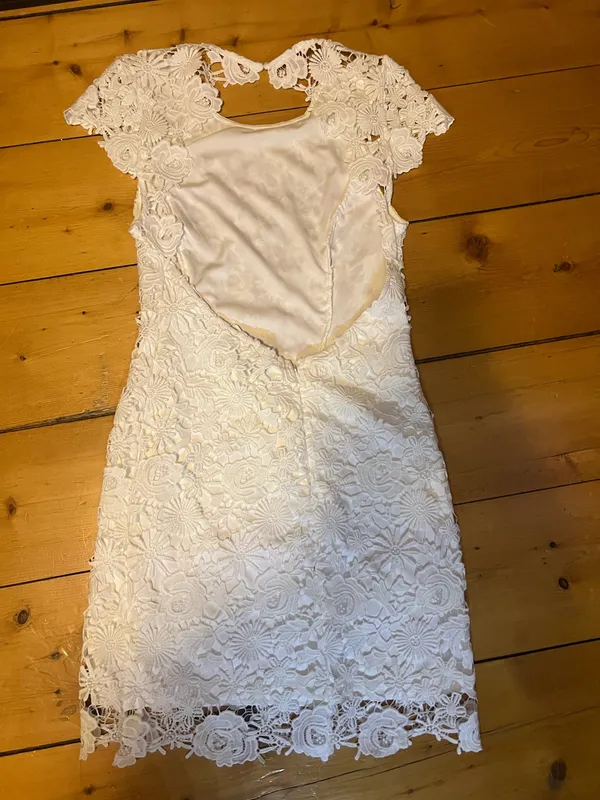 White Lulus Lace Dress - Image 2