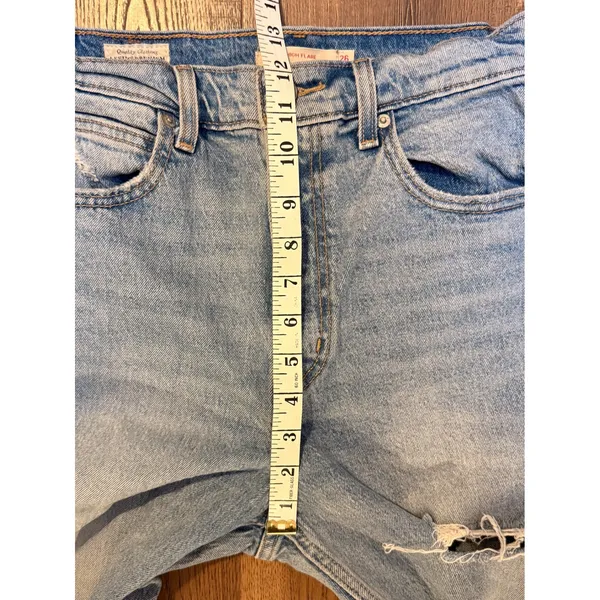 Levis Premium 70s High Flare Jeans Light Wash Distressed Blue Denim 26 - Image 4