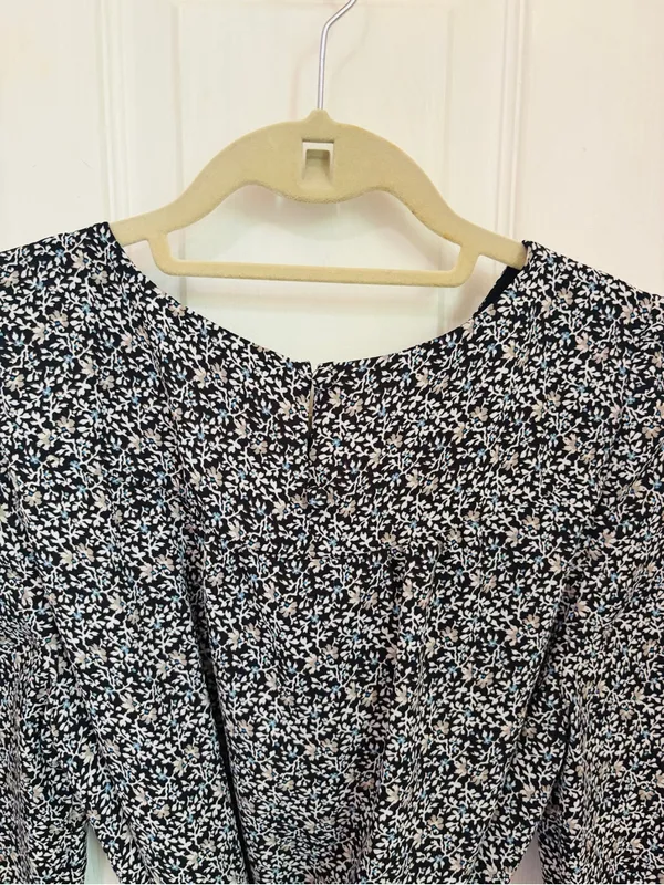 LOFT Ruffle Yolk Neck Tie Waist Long-Sleeve Floral Print Dress - Image 9