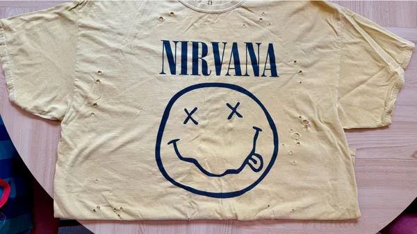 Urban Outfitters T-Shirt Vintage Oversized - Image 3