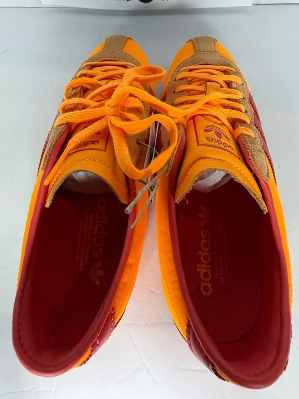 Women’s Adidas Tokyo size 8W - Image 5