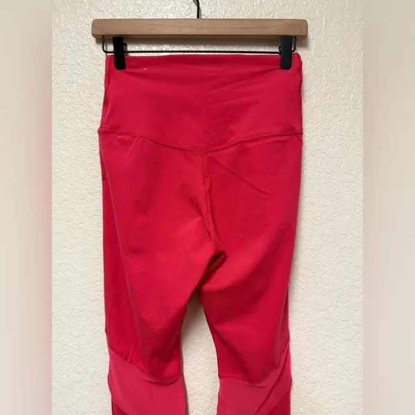 NIKE Bright Pink Leggings Size Small EUC - Image 10