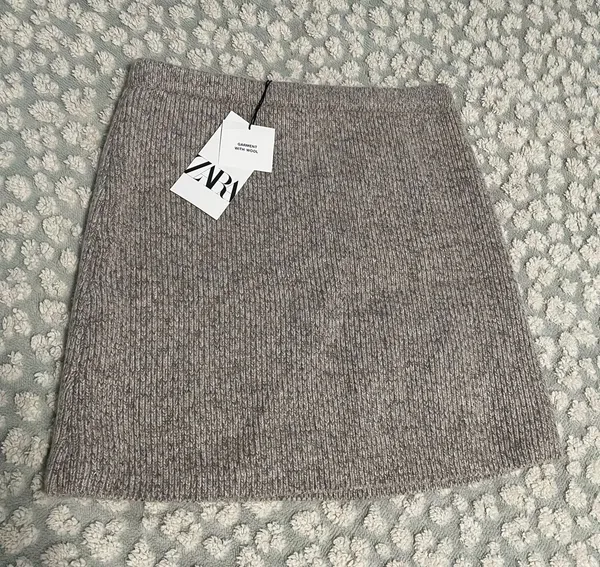 NWT Zara Wool Blend Tan Mini Skirt Medium - Image 2