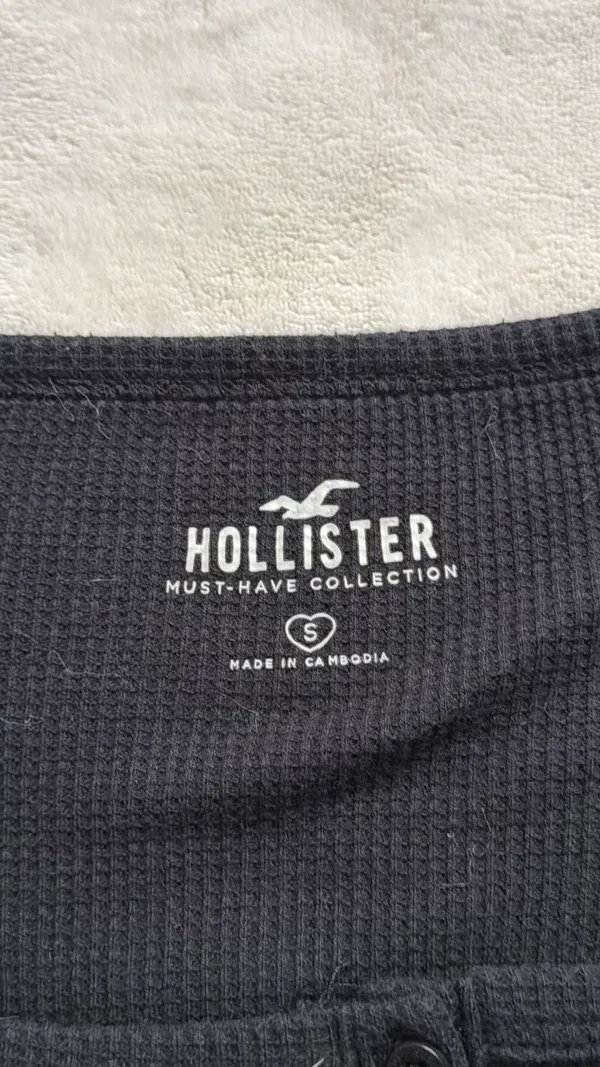 Hollister Long Sleeve - Image 3