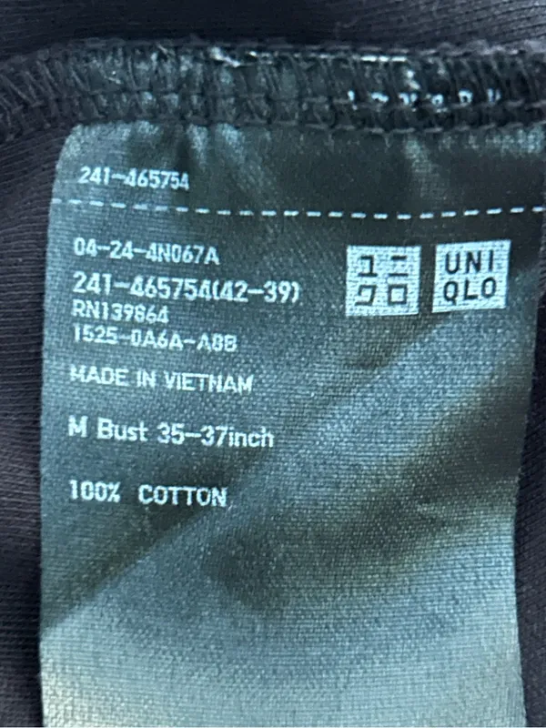 Uniqlo short sleeve tee Black Size M - Image 3