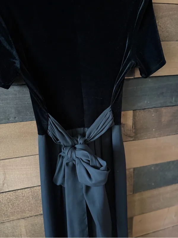 Vintage 90s CDC Black Velvet Wide Leg Jumpsuit Size 4 - Image 6