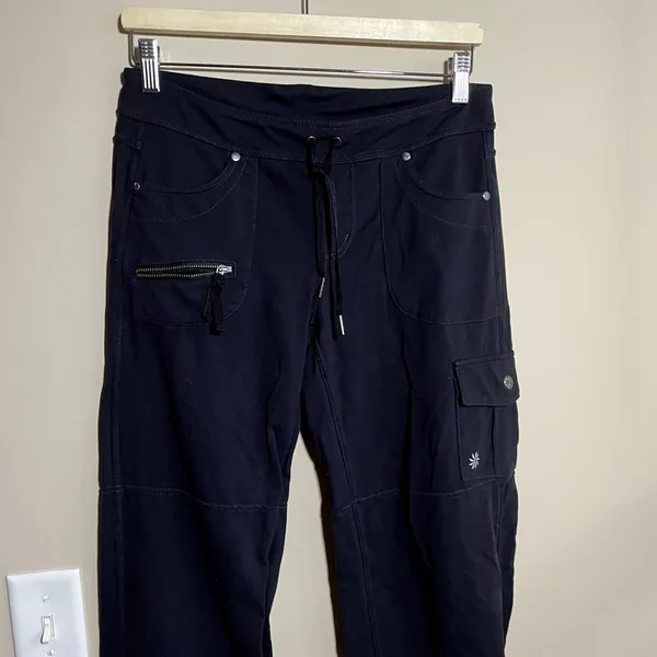 Athleta straight leg trousers women's size S‎ black workout pants nylon spandex - Image 2
