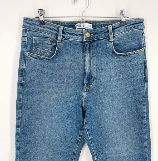 Zara High Rise Raw Hem Bootcut Medium Wash Denim Jeans Size 10 - Image 3