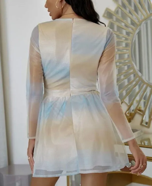 Boutique NWT Ombre V-neck plunge mini dress - Image 2