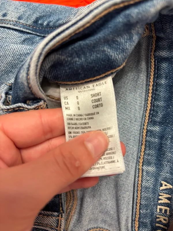 American Eagle Jeans - Image 3