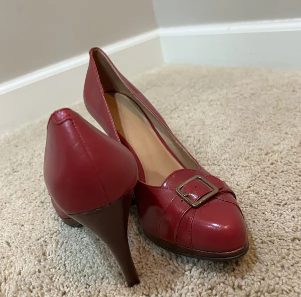Women’s size 9 red Nine West heels - Image 3