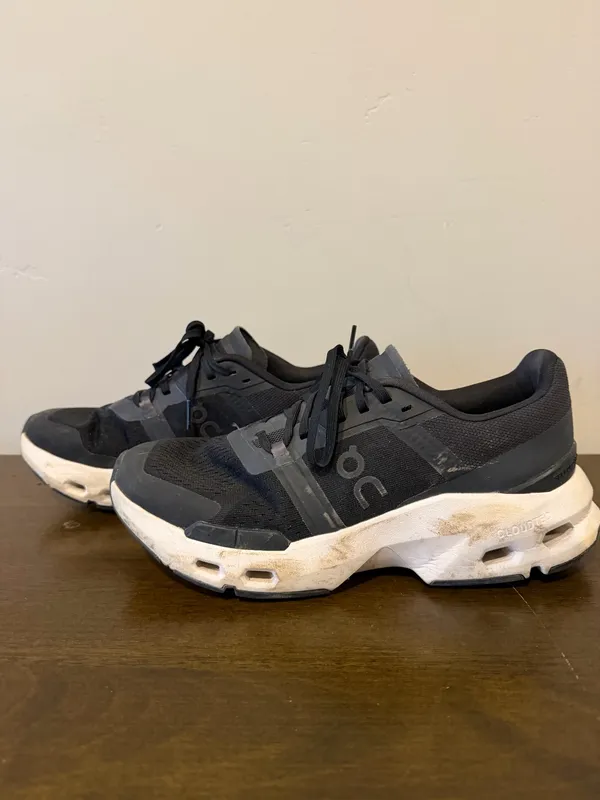 On Cloud Shoes - Image 2