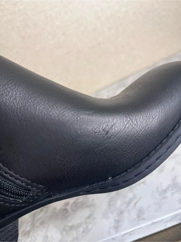 b. o. c. Womens Black Booties Side Zipper Block Heel Ankle Boots - Image 6