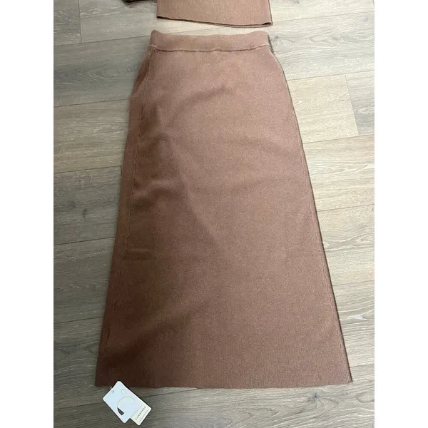 Commense NEW Caramel Slit Maxi Knit Set Skirt and Top Size M Ribbed Asymmetrical - Image 5
